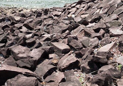 Sandstone siltstone for Riprap of dam construction Riprap on a shorline